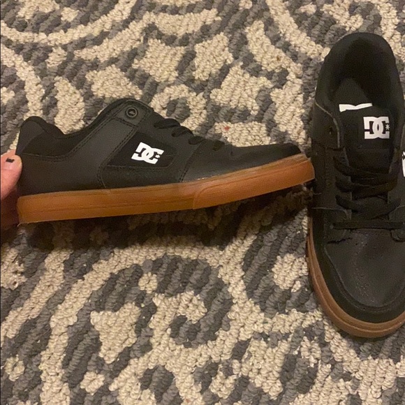 DC Pure Youth shoes size 2.5 - Picture 3 of 4